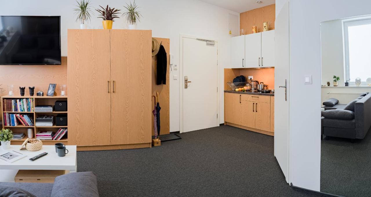 Apartment Square