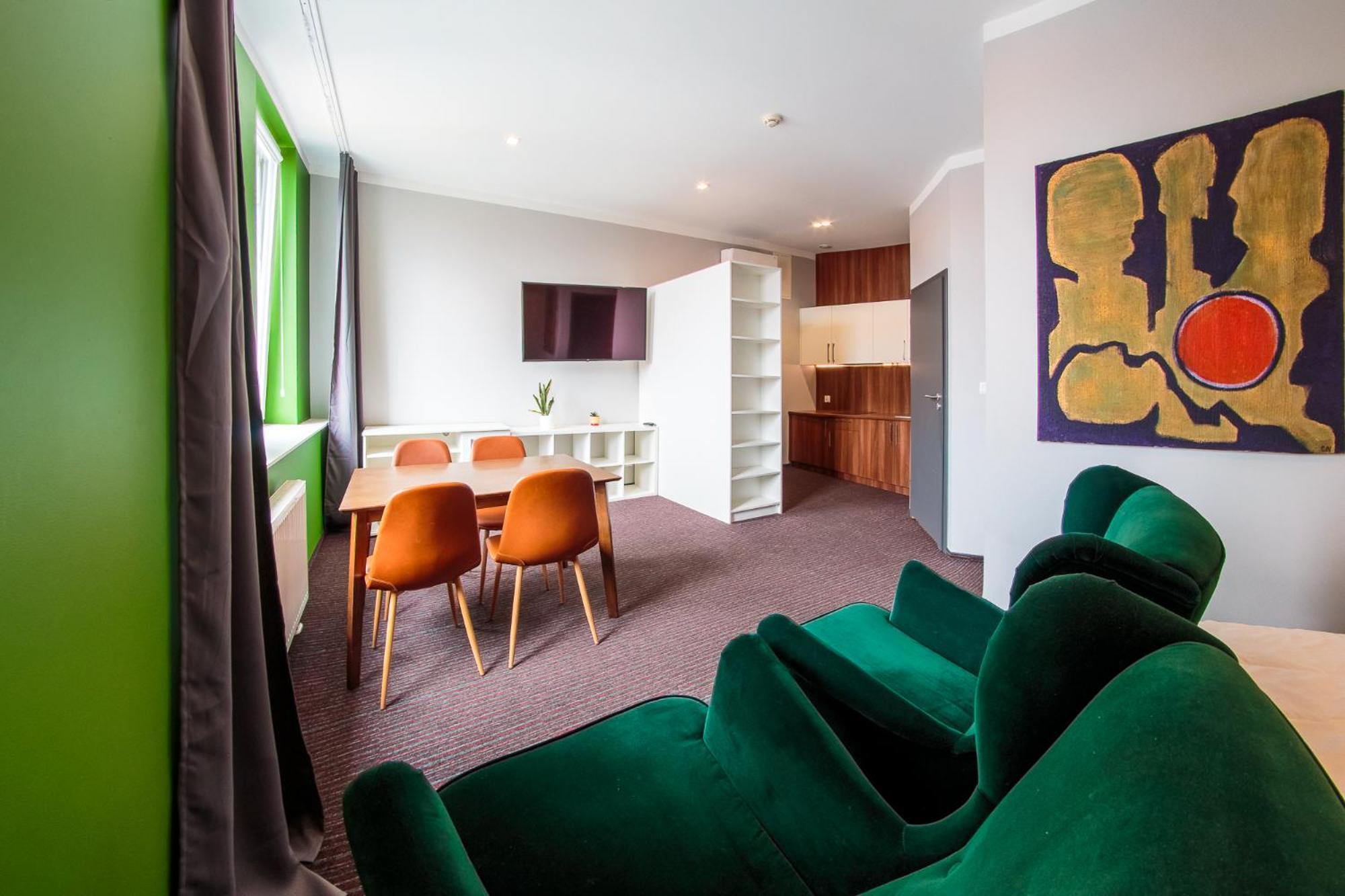 Apartment Square